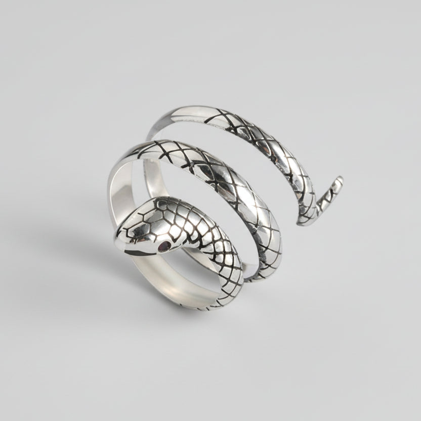 Cobra Ring