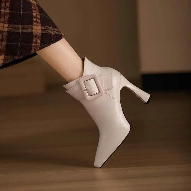 Ashley Buckle Heel -laarzen