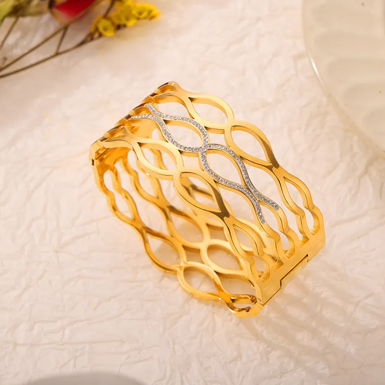 The Julie Cuff
