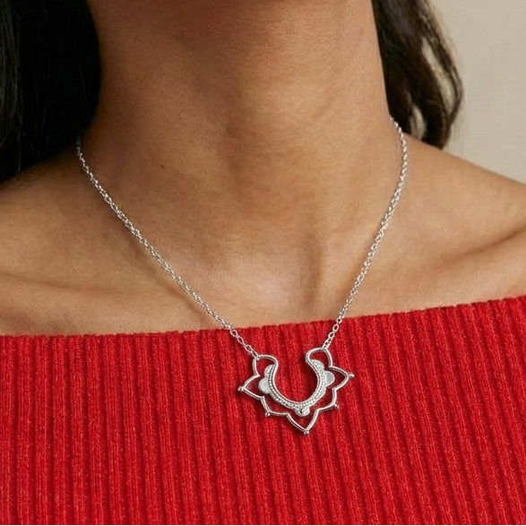 Simplistic Floral Necklace